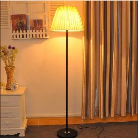 Golvlampa Carmen 