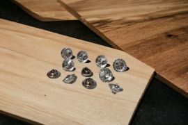 Möbeltapetserarknapp av kristall 20x15mm med metallbas, 10 stycken set